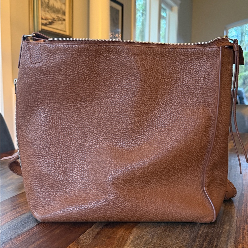 AllSaints Kita Small Backpack – in Rosewood (camel) in good condition